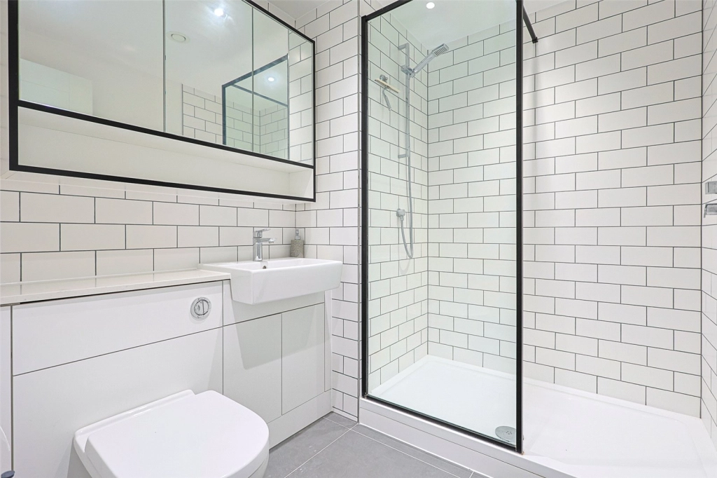 2 bedrooms apartments/flats for sale in Beaufort Square, Beaufort Park, Colindale - NW9 view 14