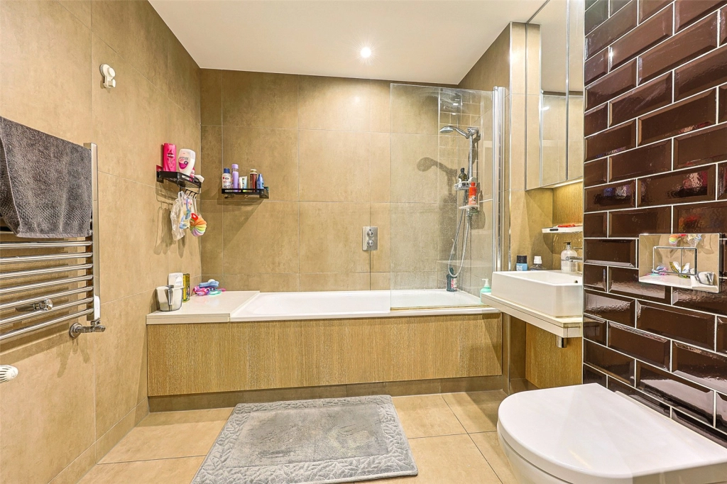 2 bedrooms apartments/flats for sale in Engineers Way, Wembley - HA9 view 8