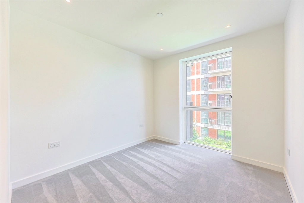 3 bedrooms apartments/flats for sale in Henshaw Parade, The Hyde, Colindale - NW9 view 7