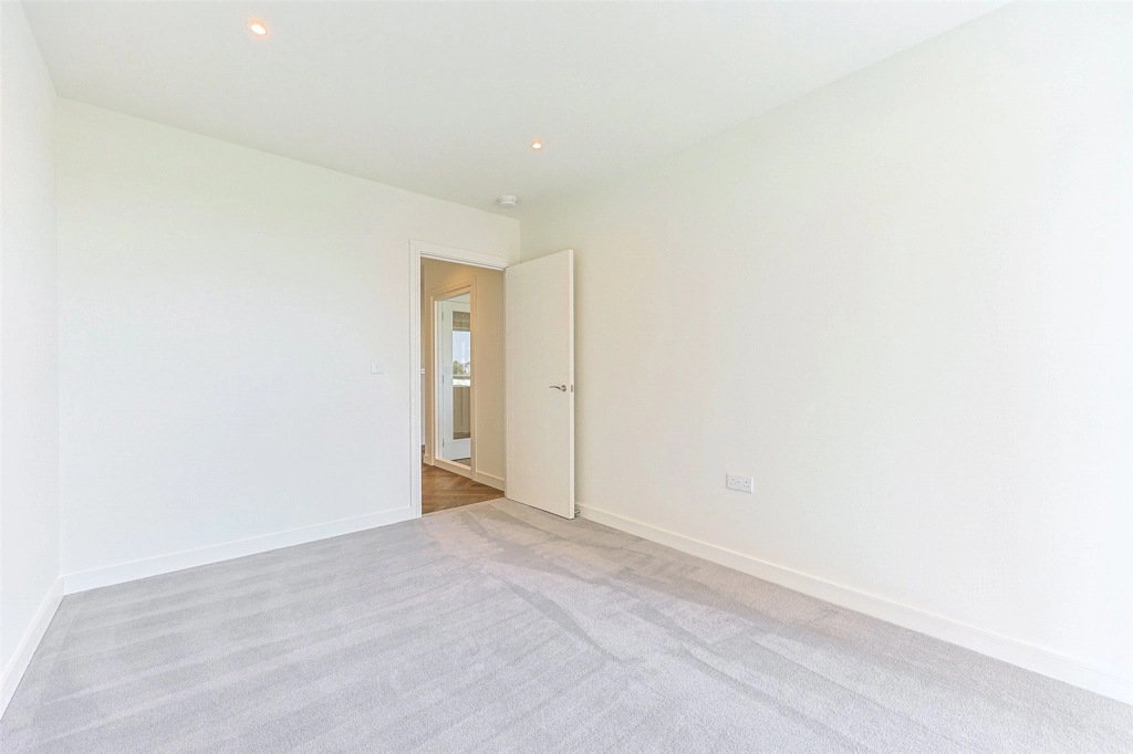 3 bedrooms apartments/flats for sale in Henshaw Parade, The Hyde, Colindale - NW9 view 12