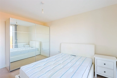 Needleman Close, Colindale - NW9 view 11
