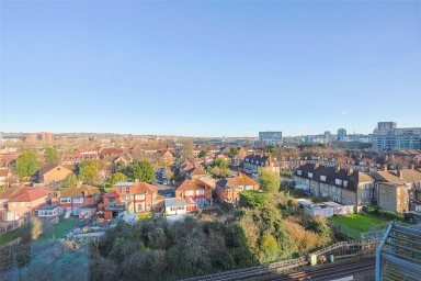 Needleman Close, Colindale - NW9 view 6