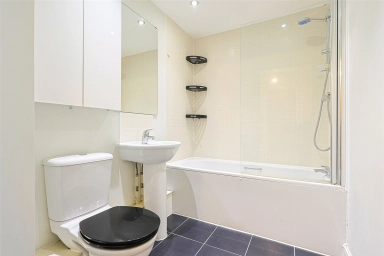 Needleman Close, Colindale - NW9 view 7
