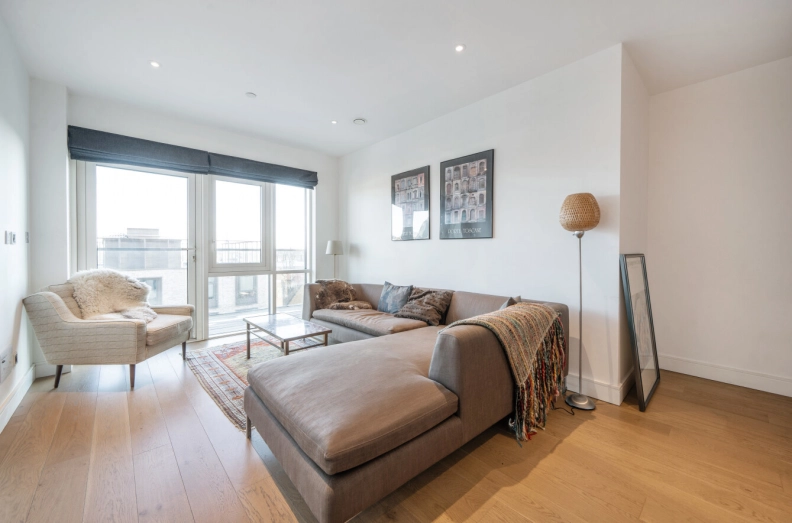 2 bedrooms apartments/flats to sale in Longfield Avenue, Ealing-image 2