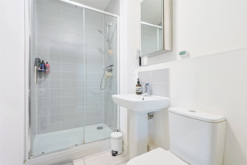 2 bedrooms apartments/flats for sale in Grahame Park Way, Colindale - NW9 view 16