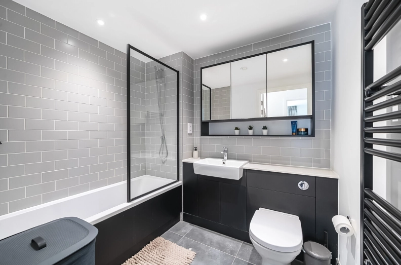 2 bedrooms apartments/flats to sale in East Drive, Beaufort Park, Colindale-image 8