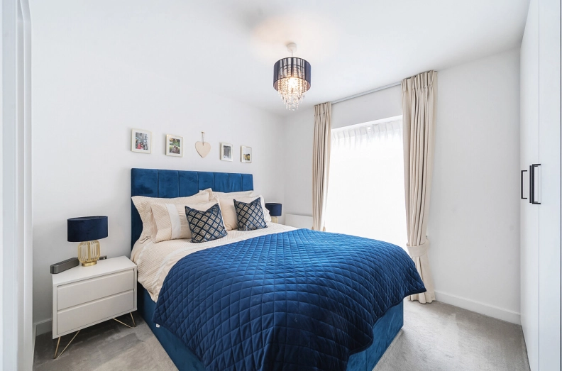 2 bedrooms apartments/flats to sale in East Drive, Beaufort Park, Colindale-image 5