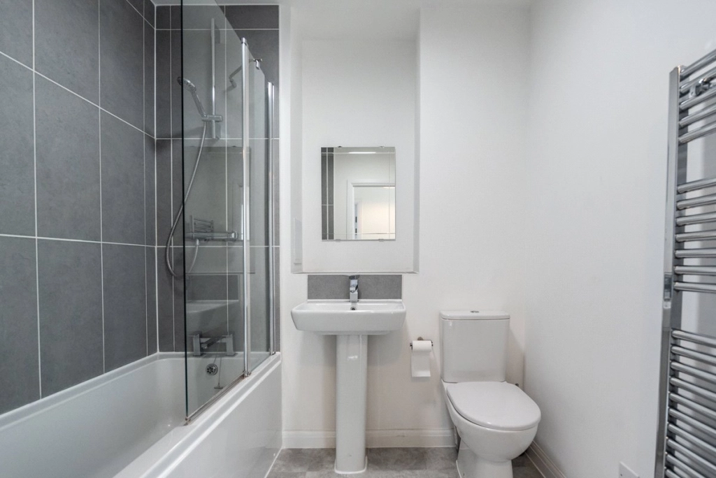 2 bedrooms apartments/flats for sale in Grahame Park Way, Colindale - NW9 view 5