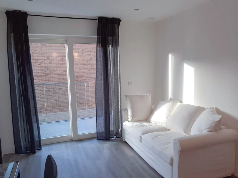 1 bedroom apartments/flats to sale in Lismore Boulevard, Colindale Gardens, Colindale-image 5