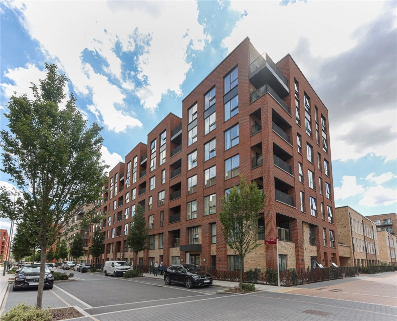 1 bedroom apartments/flats to sale in Lismore Boulevard, Colindale Gardens, Colindale-image 1