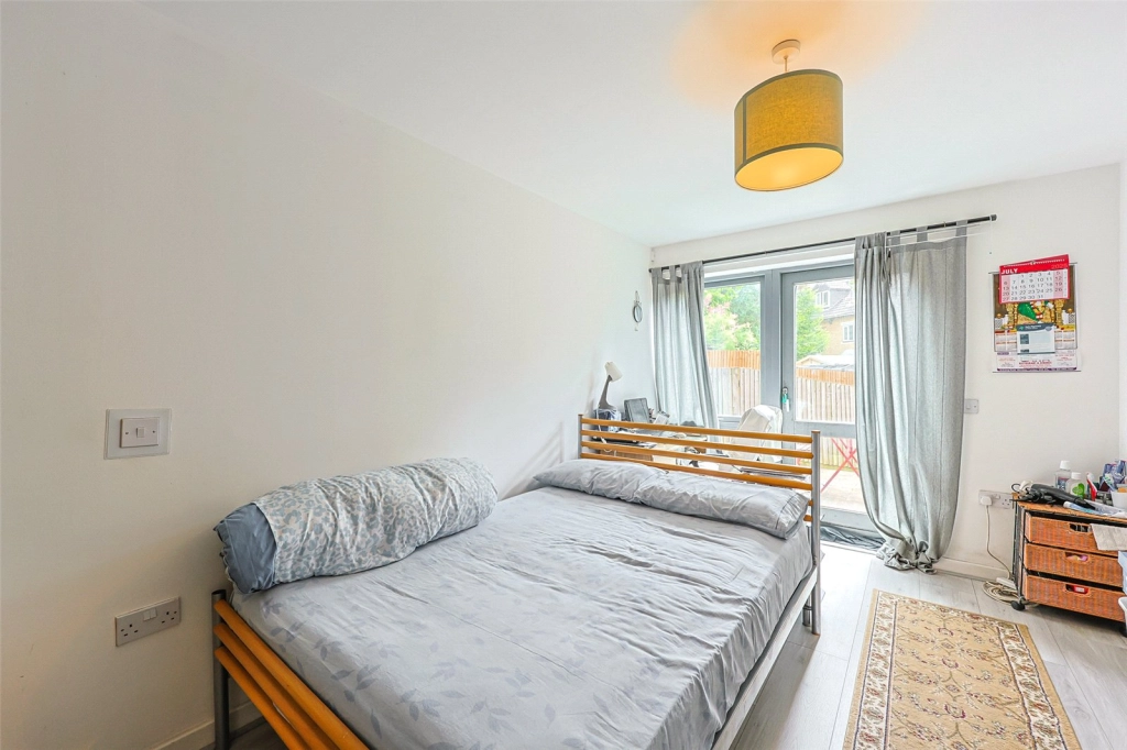2 bedrooms apartments/flats for sale in Kenley Avenue, Colindale - NW9 view 5