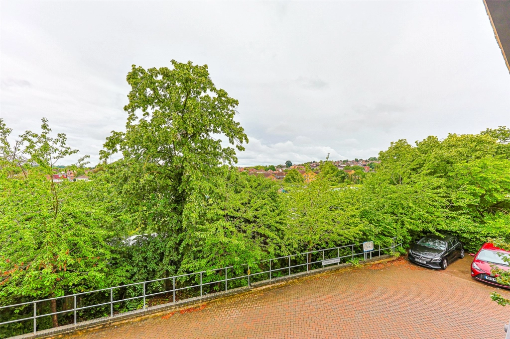 2 bedrooms apartments/flats for sale in Guardian Avenue, Colindale - NW9 view 10