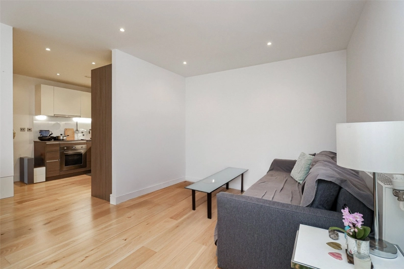 2 bedrooms apartments/flats to sale in Grove Park, Colindale-image 3