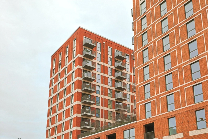 2 bedrooms apartments/flats for sale in The Hyde, Colindale - NW9 view 10
