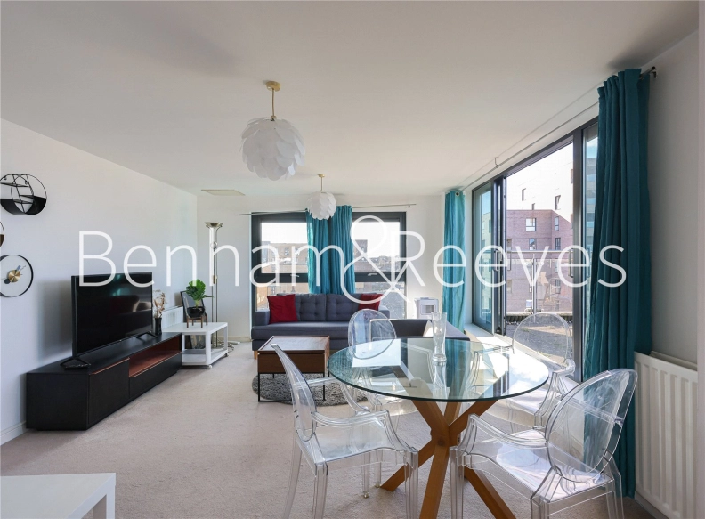 2 bedrooms apartments/flats to sale in Mannock Close, Colindale-image 11