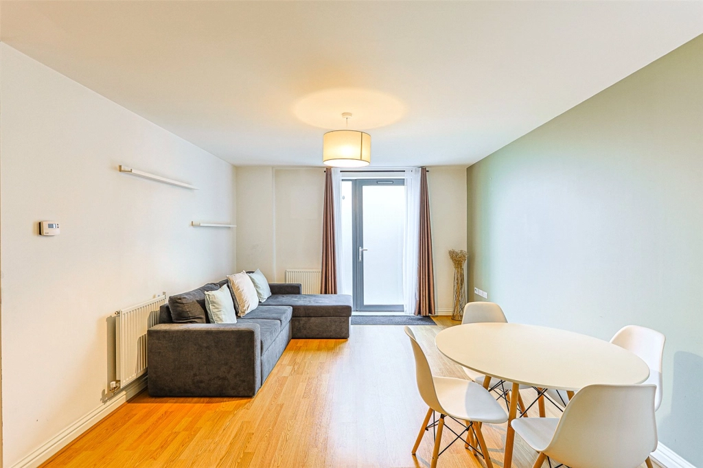 1 bedroom apartments/flats for sale in Salk Close, Colindale - NW9 view 12