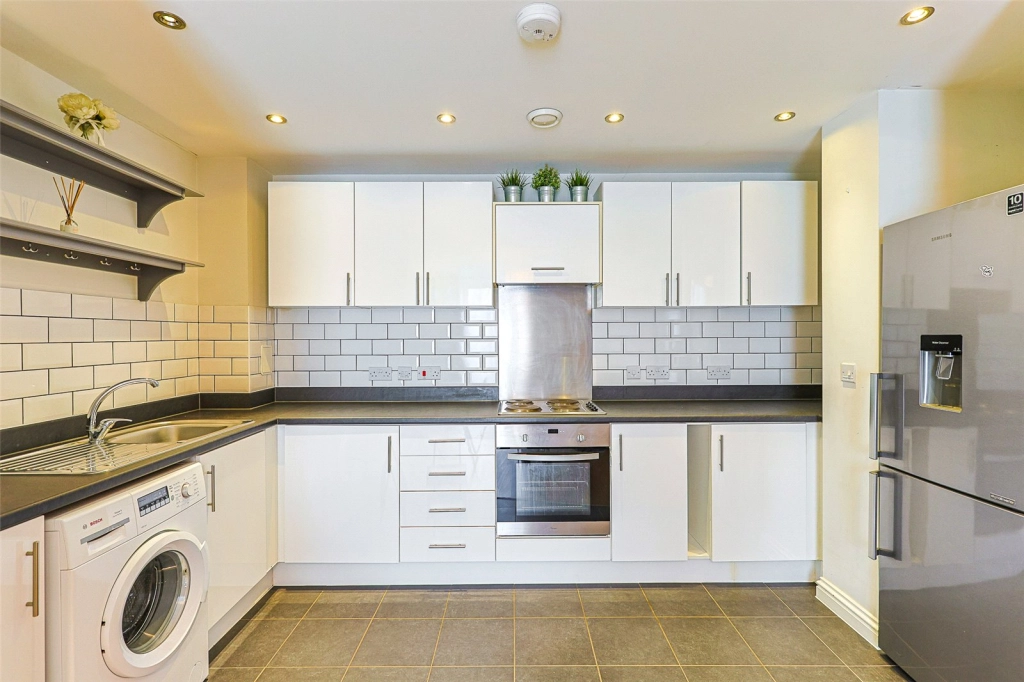 1 bedroom apartments/flats for sale in Salk Close, Colindale - NW9 view 7