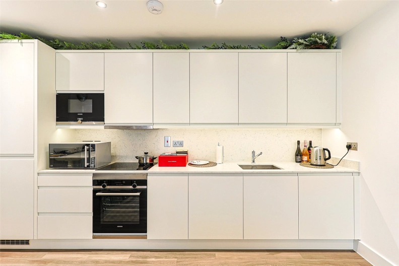 2 bedrooms apartments/flats to sale in Lismore Boulevard, Colindale Gardens, Colindale-image 8