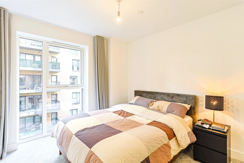 2 bedrooms apartments/flats to sale in Lismore Boulevard, Colindale Gardens, Colindale-image 6