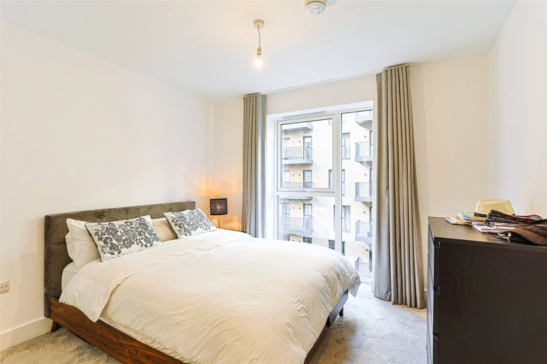 2 bedrooms apartments/flats to sale in Lismore Boulevard, Colindale Gardens, Colindale-image 5