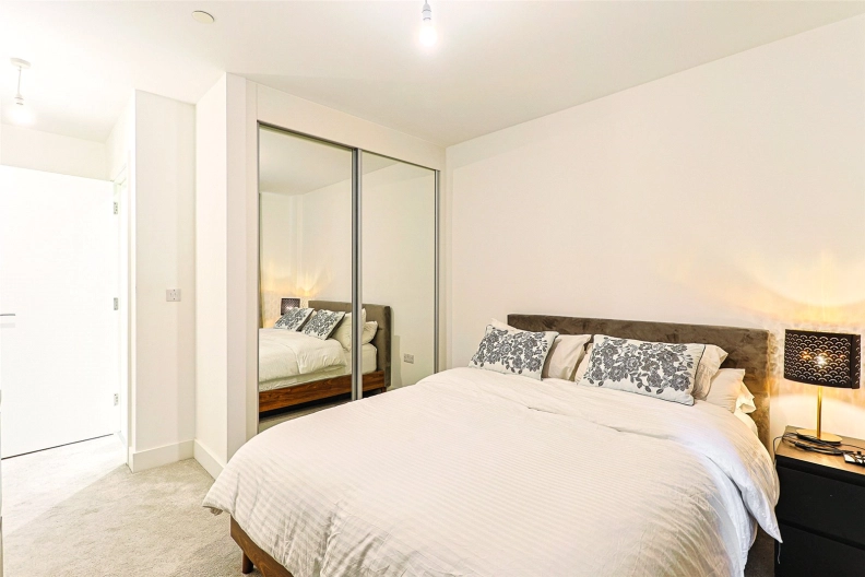 2 bedrooms apartments/flats to sale in Lismore Boulevard, Colindale Gardens, Colindale-image 12