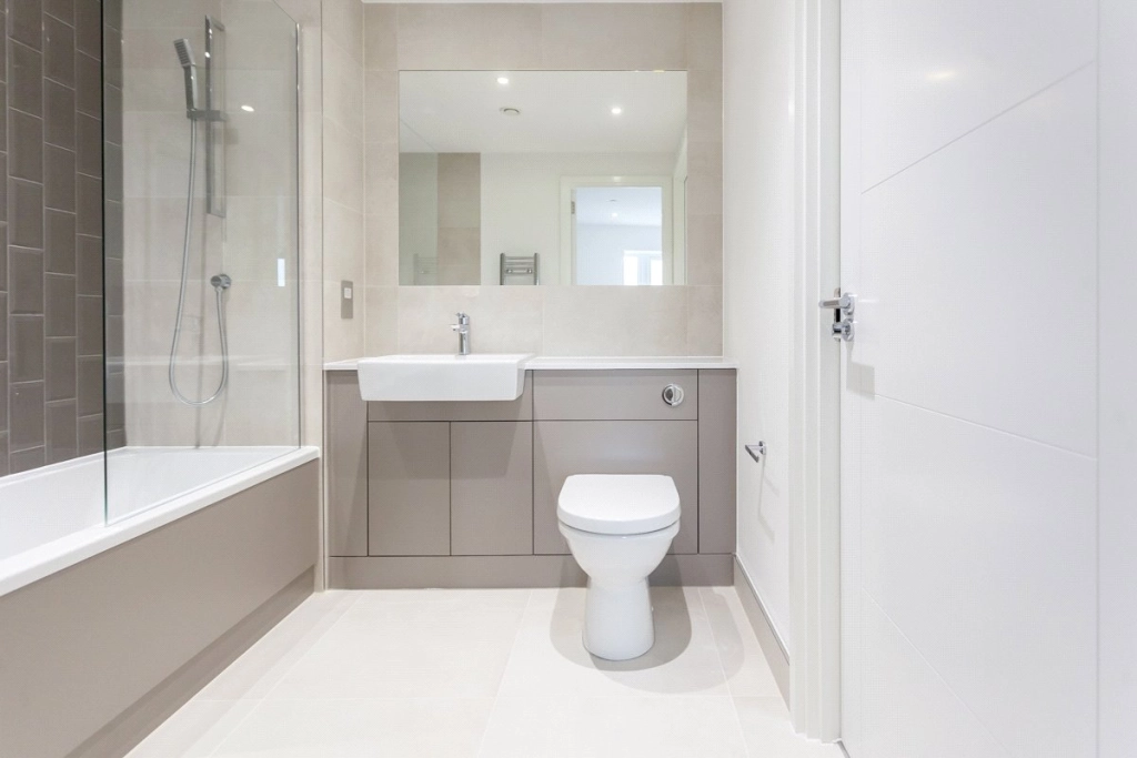 2 bedrooms apartments/flats for sale in Caversham Road, Beaufort Park, Colindale - NW9 view 8