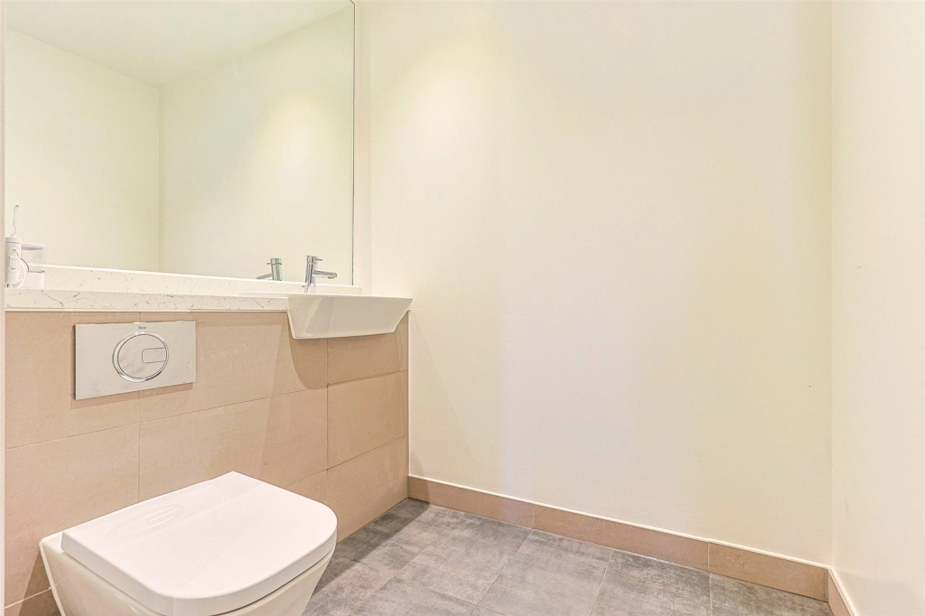 4 bedrooms houses for sale in Oriental Square, Colindale - NW9 view 16