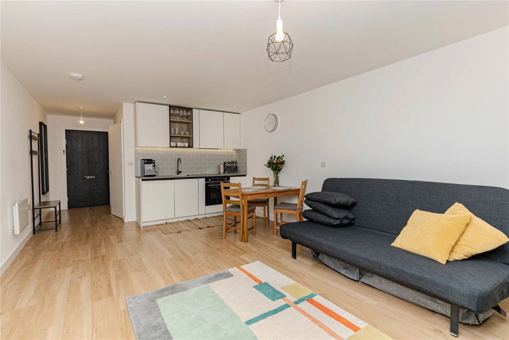 Studio apartments/flats for sale in East Drive, Beaufort Park, Colindale - NW9 view 4