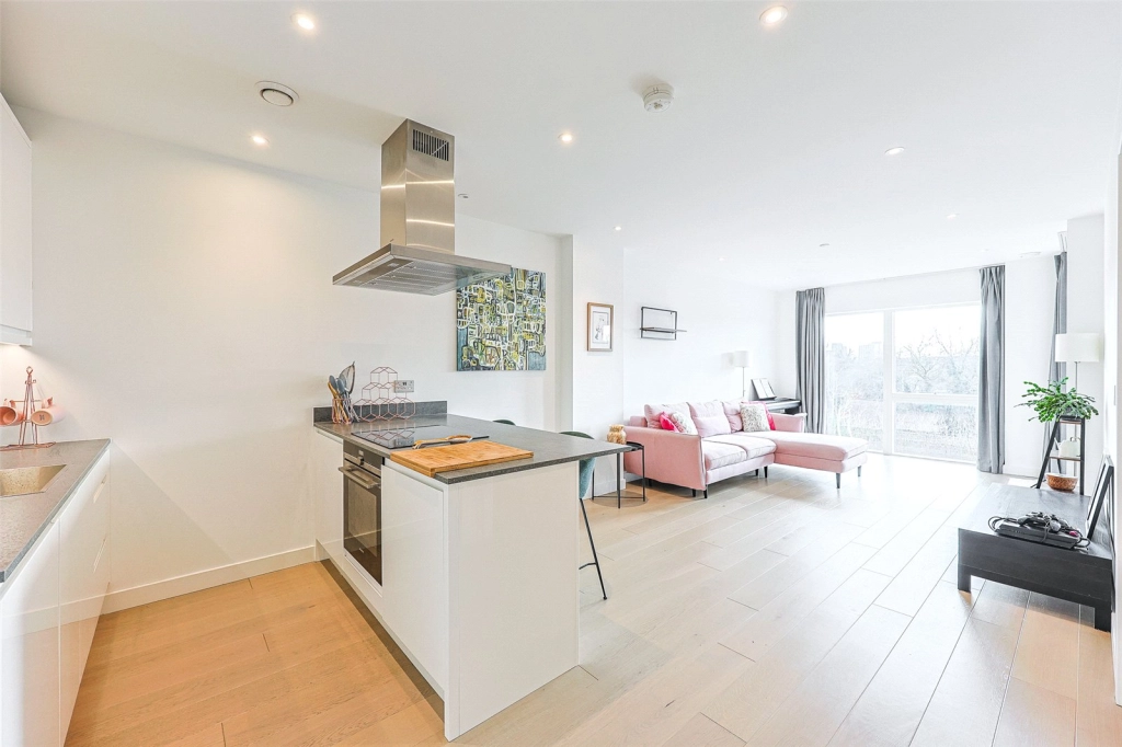 1 bedroom apartments/flats for sale in Achill Close, Colindale Gardens, Colindale - NW9 view 3