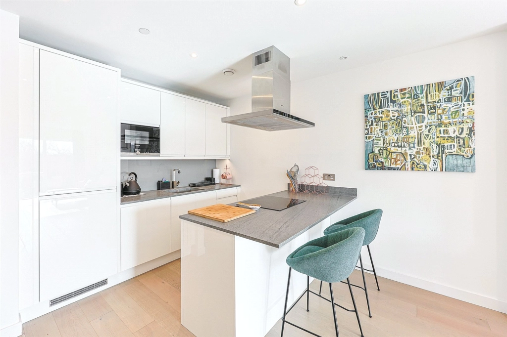 1 bedroom apartments/flats to sale in Achill Close, Colindale Gardens, Colindale-image 1