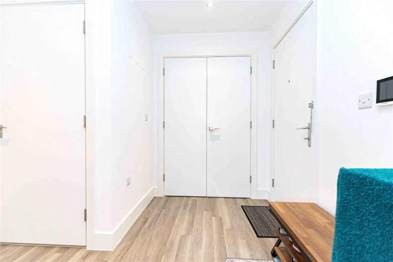 1 bedroom apartments/flats to sale in Aerodrome Road, Colindale Gardens, Colindale-image 9