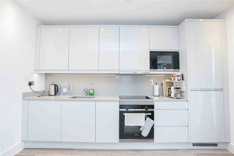 1 bedroom apartments/flats to sale in Aerodrome Road, Colindale Gardens, Colindale-image 5