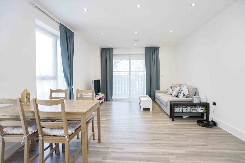 1 bedroom apartments/flats to sale in Aerodrome Road, Colindale Gardens, Colindale-image 3