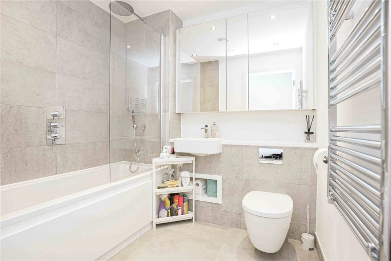 1 bedroom apartments/flats to sale in Aerodrome Road, Colindale Gardens, Colindale-image 8