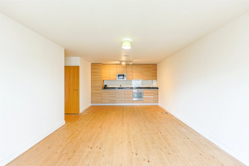 2 bedrooms apartments/flats to sale in Boulevard Drive, Beaufort Park, Colindale-image 3