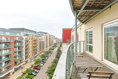 Boulevard Drive, Beaufort Park, Colindale NW9 image 10