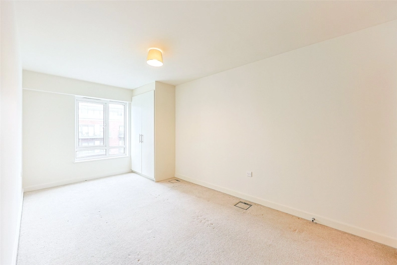 2 bedrooms apartments/flats to sale in Boulevard Drive, Beaufort Park, Colindale-image 6
