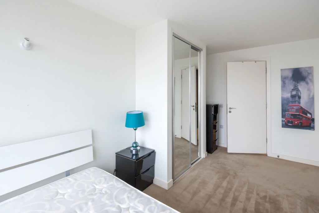 2 bedrooms apartments/flats for sale in Station Approach, Hayes - UB3 view 10