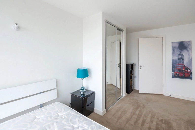 2 bedrooms apartments/flats to sale in Station Approach, Hayes-image 10