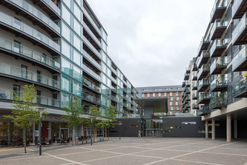 2 bedrooms apartments/flats to sale in Station Approach, Hayes-image 8
