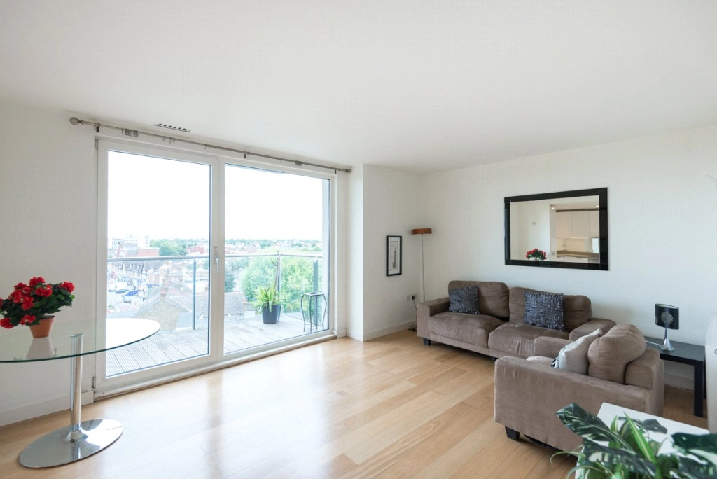 2 bedrooms apartments/flats for sale in Station Approach, Hayes - UB3 view 4