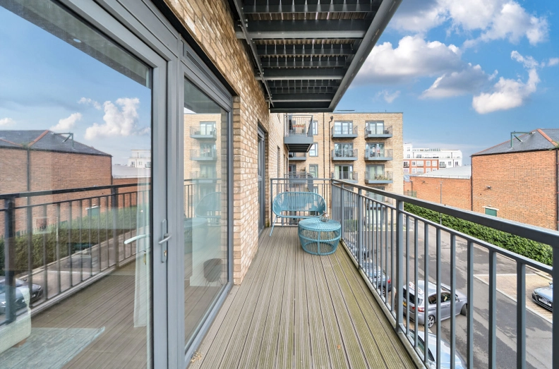 1 bedroom apartments/flats to sale in Beaufort Square, Beaufort Park, Colindale-image 9