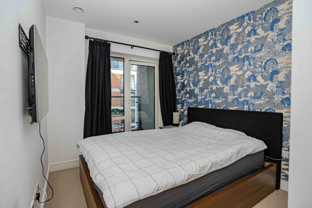 2 bedrooms apartments/flats for sale in Longfield Avenue, Ealing - W5 view 5