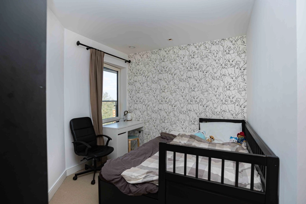 2 bedrooms apartments/flats for sale in Longfield Avenue, Ealing - W5 view 6