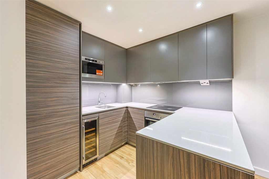2 bedrooms apartments/flats for sale in Boulevard Drive, Beaufort Park, Colindale - NW9 view 2