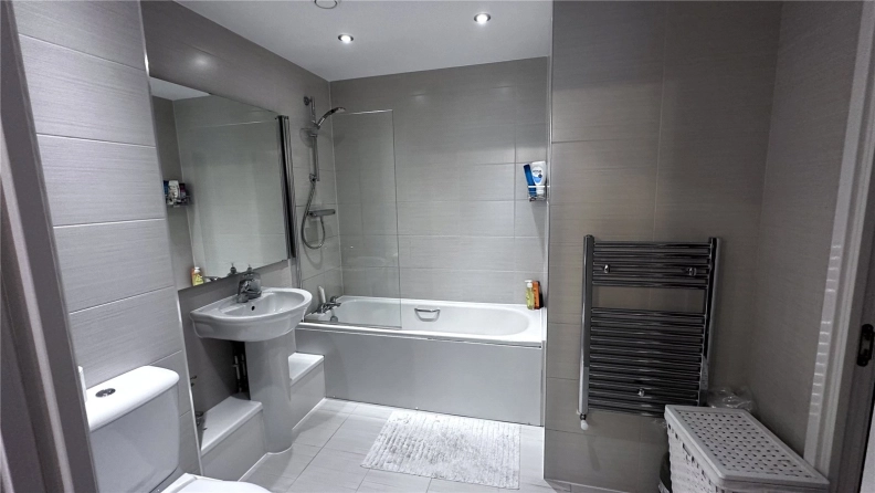 2 bedrooms apartments/flats to sale in Charcot Road, Colindale-image 7