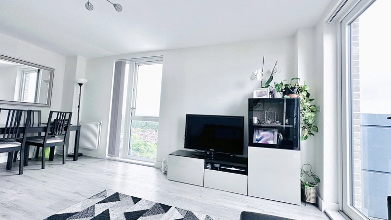 2 bedrooms apartments/flats to sale in Charcot Road, Colindale-image 3