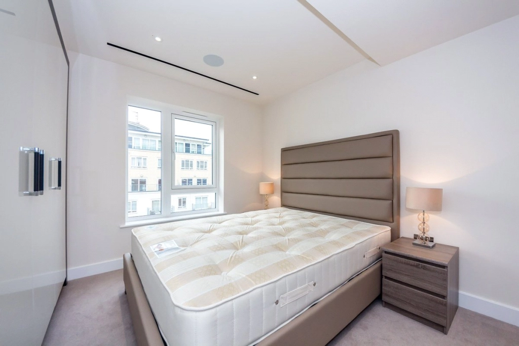 2 bedrooms apartments/flats for sale in Beaufort Square, Beaufort Park, Colindale - NW9 view 5