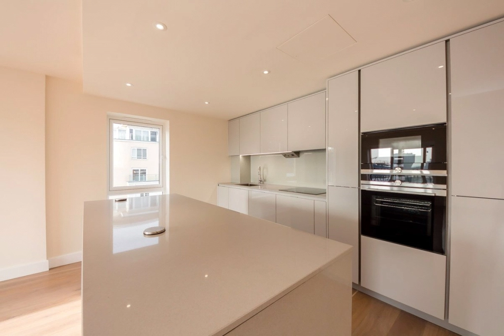 2 bedrooms apartments/flats for sale in Beaufort Square, Beaufort Park, Colindale - NW9 view 4