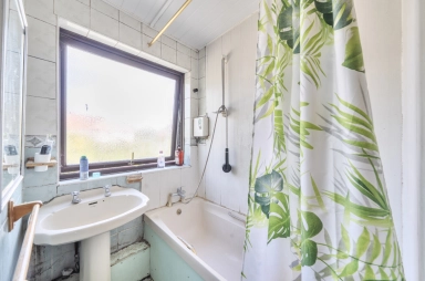 Buck Lane, Kingsbury - NW9 view 14